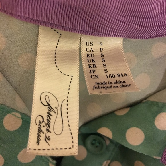 Blouse / Cropped Top - Picture 3 of 3